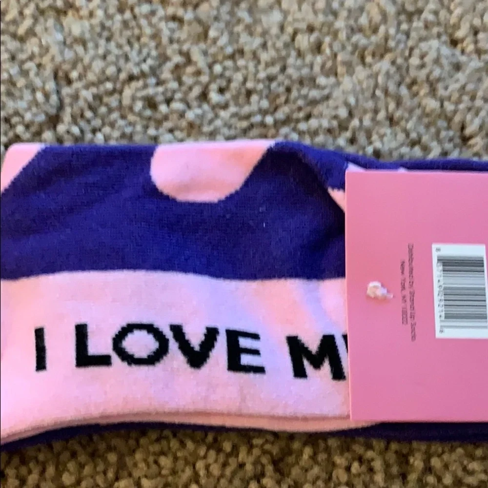STAND UP SOCKS Purple with Pink Hearts